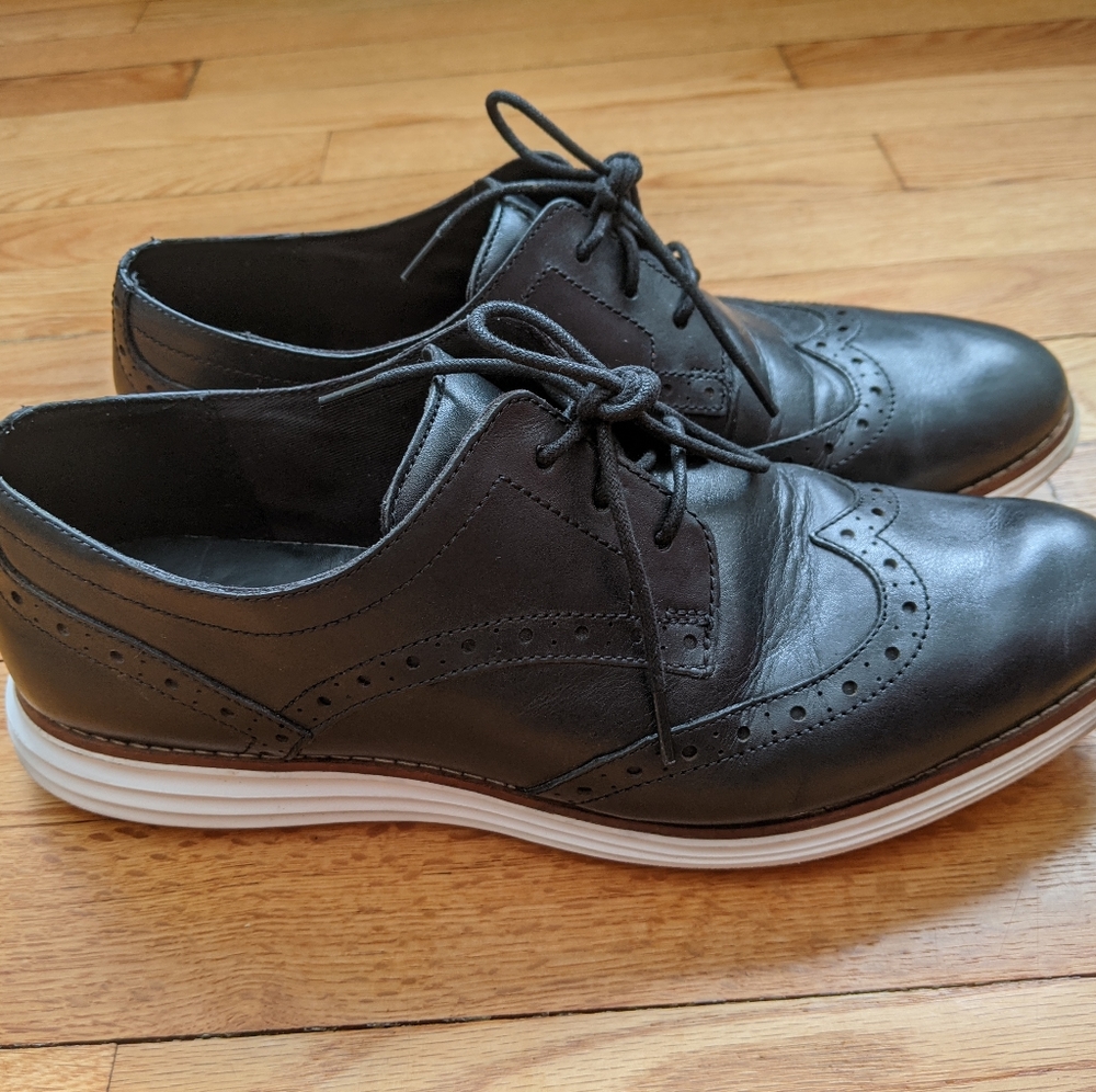 Cole Haan Wingtip Oxford - W9